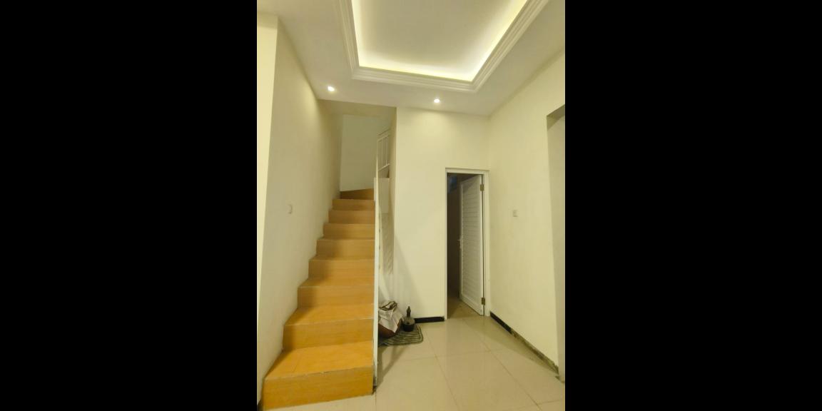 Villa Baru Private Pool Semi Furnished Di Kota Wisata Batu Lokasi Oro Oro Ombo, Batu, Jawa Timur Villa Baru Private Pool Semi Furnished Di Kota Wisata Batu Lokasi Oro Oro Ombo, Batu, Jawa Timur