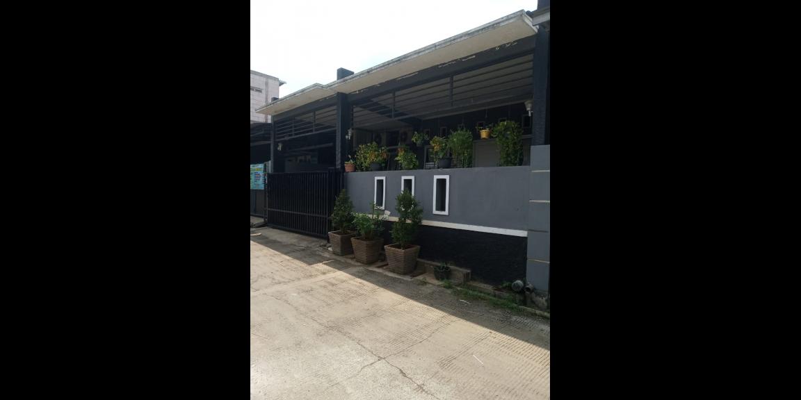 Dijual Rumah Nyaman Di Jl. Mushola Al Ikhlas Pondok Gede. Dijual Rumah Nyaman Di Jl. Mushola Al Ikhlas Pondok Gede.