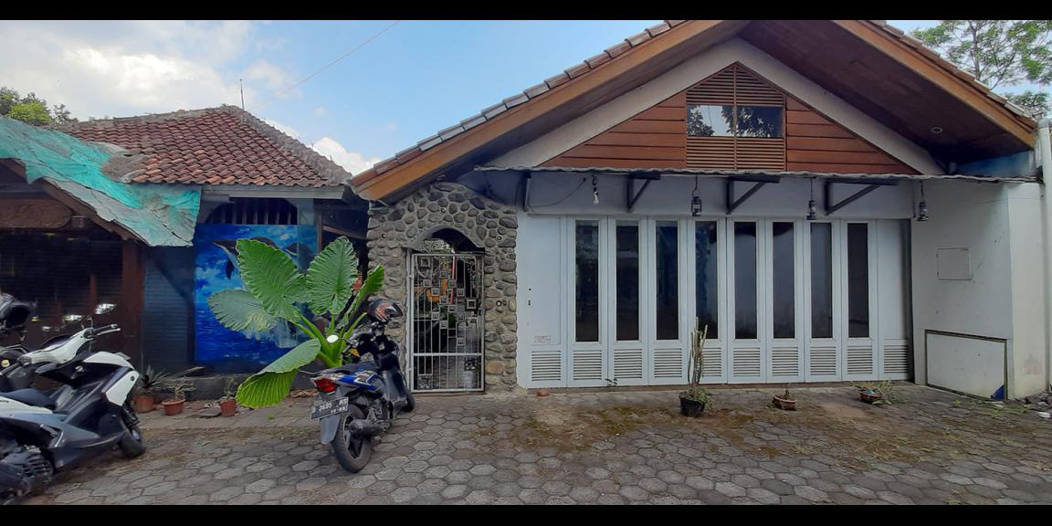 TANAH DAN BANGUNAN DUA LANTAI MAIN ROAD CIGADUNG BANDUNG TANAH DAN BANGUNAN DUA LANTAI MAIN ROAD CIGADUNG BANDUNG