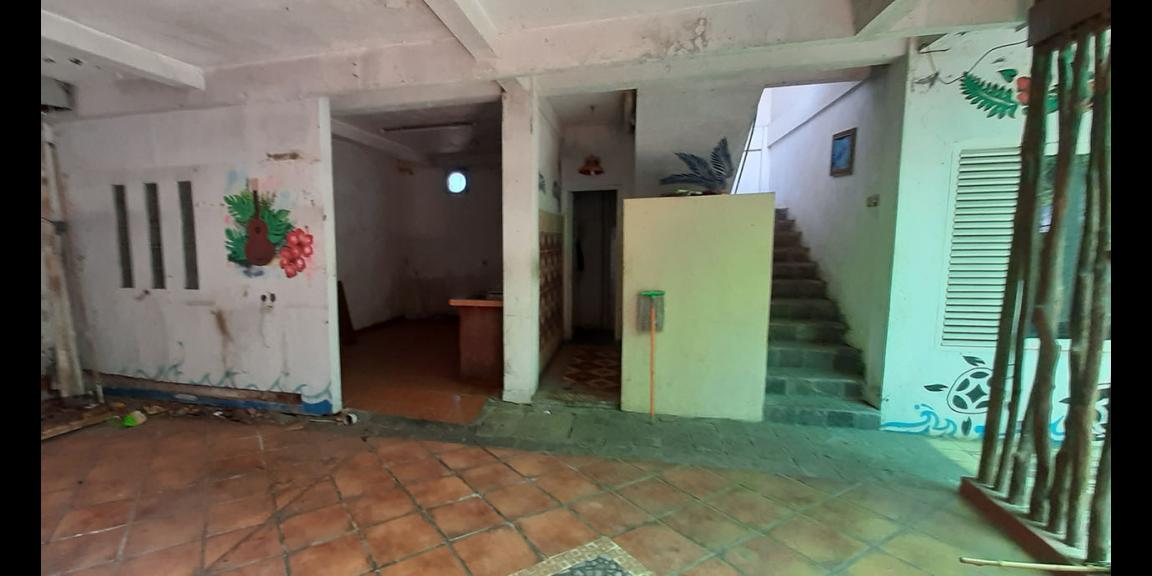 TANAH DAN BANGUNAN DUA LANTAI MAIN ROAD CIGADUNG BANDUNG TANAH DAN BANGUNAN DUA LANTAI MAIN ROAD CIGADUNG BANDUNG