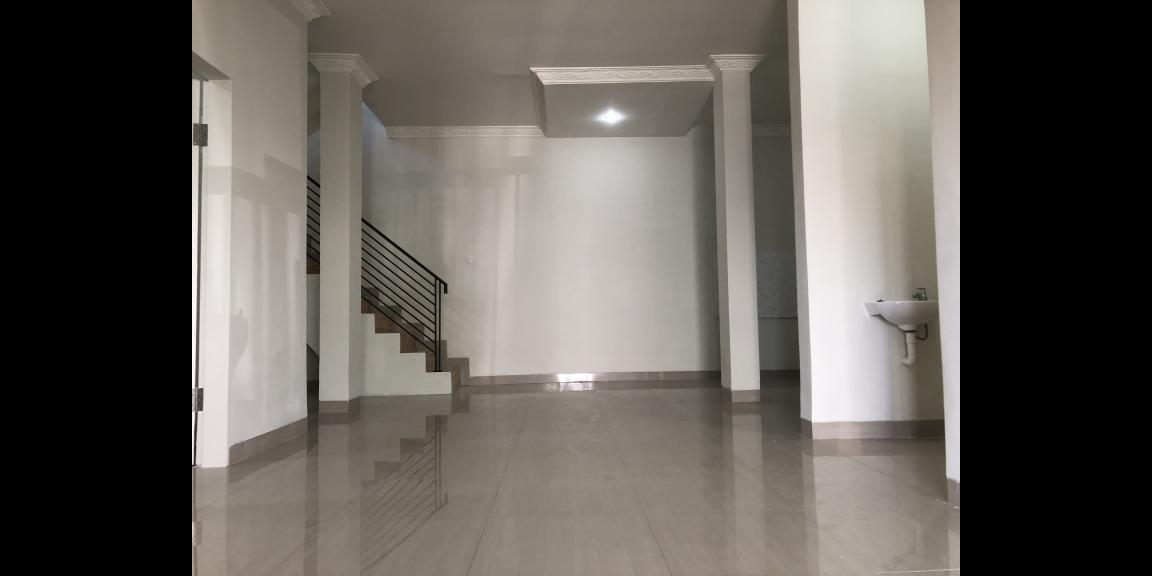 DIKONTRAKKAN PERUMAHAN GREEN SEMANGGI MANGROVE DIKONTRAKKAN PERUMAHAN GREEN SEMANGGI MANGROVE