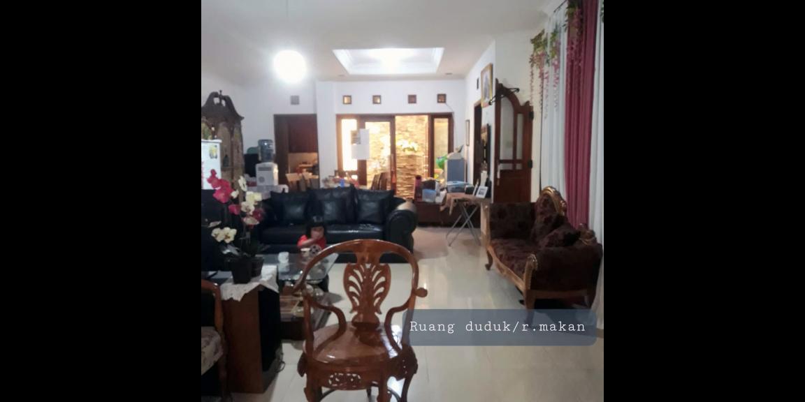 RUMAH DUA LANTAI DAGO ASRI BANDUNG RUMAH DUA LANTAI DAGO ASRI BANDUNG