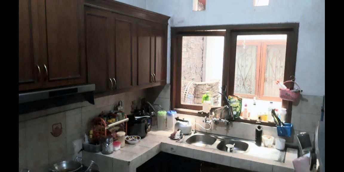 RUMAH DUA LANTAI DAGO ASRI BANDUNG RUMAH DUA LANTAI DAGO ASRI BANDUNG