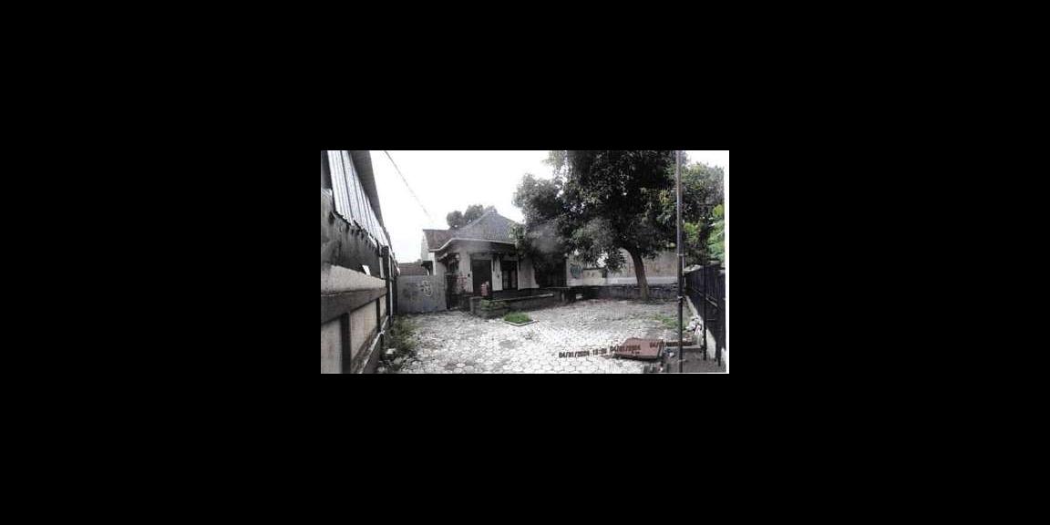 Dijual Rumah 1 Lantai di Kacapiring, Surabaya Dijual Rumah 1 Lantai di Kacapiring, Surabaya