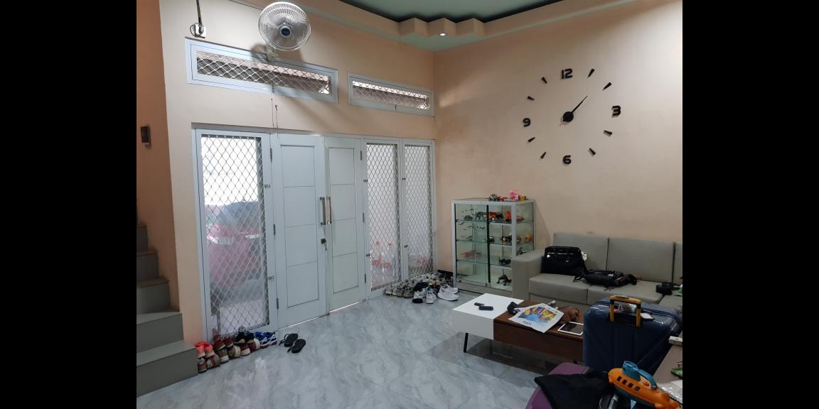 Rumah Murah 2 Lantai Siap Huni Lokasi Rungkut Menanggal Harapan Surabaya Timur Rumah Murah 2 Lantai Siap Huni Lokasi Rungkut Menanggal Harapan Surabaya Timur
