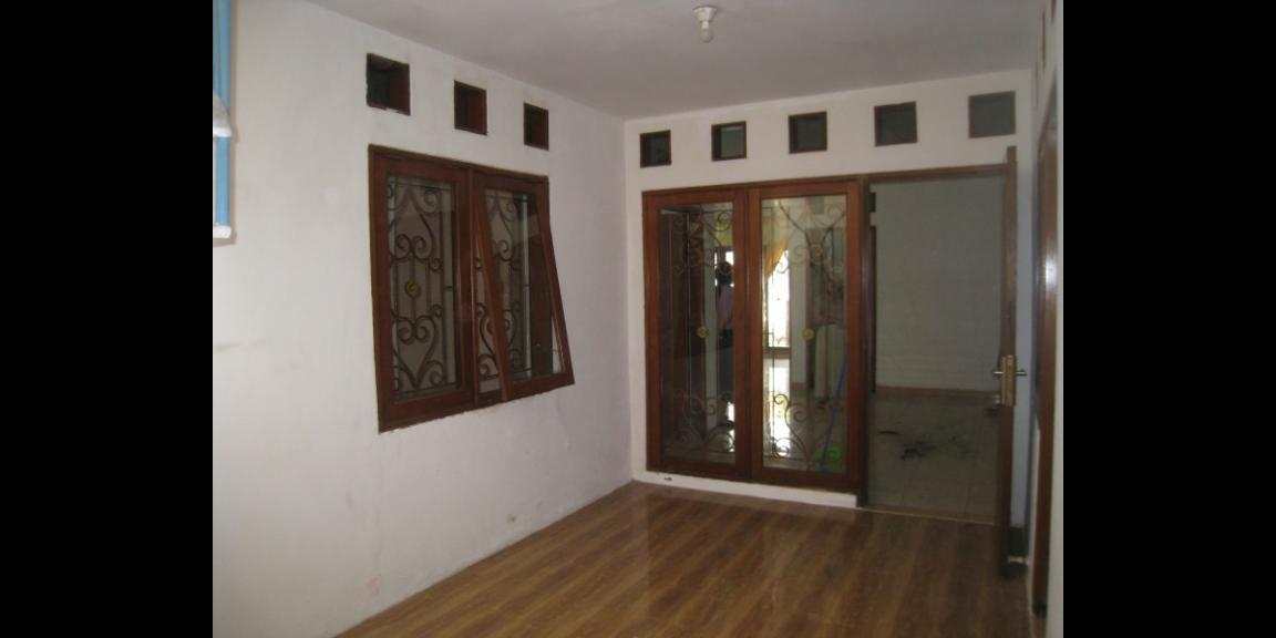 Disewakan Rumah Siap Huni 2 Kamar di Babatan Pratama, Wiyung, Surabaya Disewakan Rumah Siap Huni 2 Kamar di Babatan Pratama, Wiyung, Surabaya