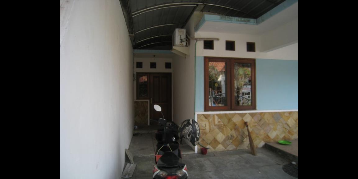 Disewakan Rumah Siap Huni 2 Kamar di Babatan Pratama, Wiyung, Surabaya Disewakan Rumah Siap Huni 2 Kamar di Babatan Pratama, Wiyung, Surabaya
