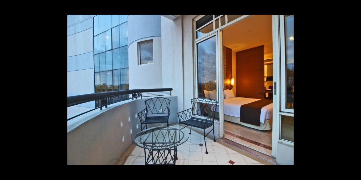 Disewakan Apartment 3 Bedrooms Murah Grand Eska Hotel & Suites - Kota Batam Disewakan Apartment 3 Bedrooms Murah Grand Eska Hotel & Suites - Kota Batam