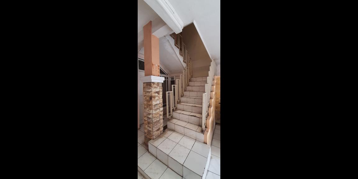 KOST-KOSTAN 17 KAMAR CIGADUNG DAGO BANDUNG KOST-KOSTAN 17 KAMAR CIGADUNG DAGO BANDUNG