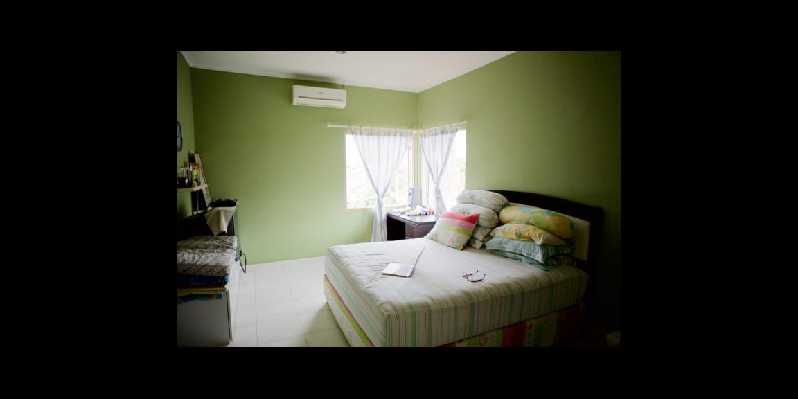 Bangunan Komersial dan Rumah Tinggal Bangunan Komersial dan Rumah Tinggal