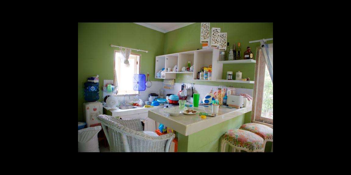 Bangunan Komersial dan Rumah Tinggal Bangunan Komersial dan Rumah Tinggal