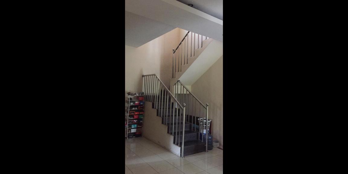 Di Jual Cepat Rumah Asri Strategis Aman di Karawang Barat Di Jual Cepat Rumah Asri Strategis Aman di Karawang Barat