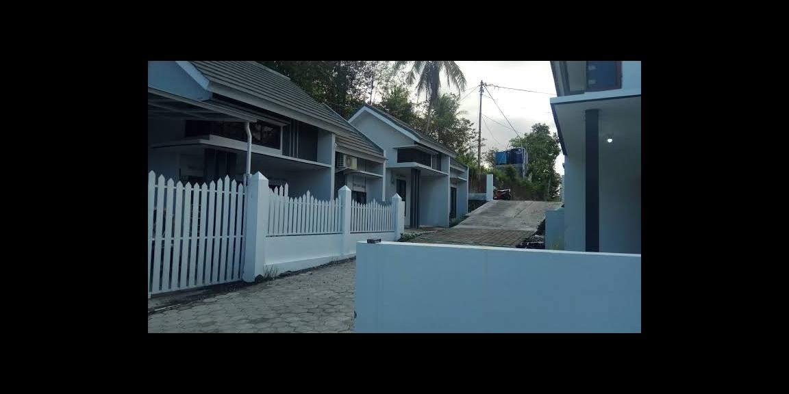 Akses masuk one gate, 5 menit ke universitas bantul. Akses masuk one gate, 5 menit ke universitas bantul.