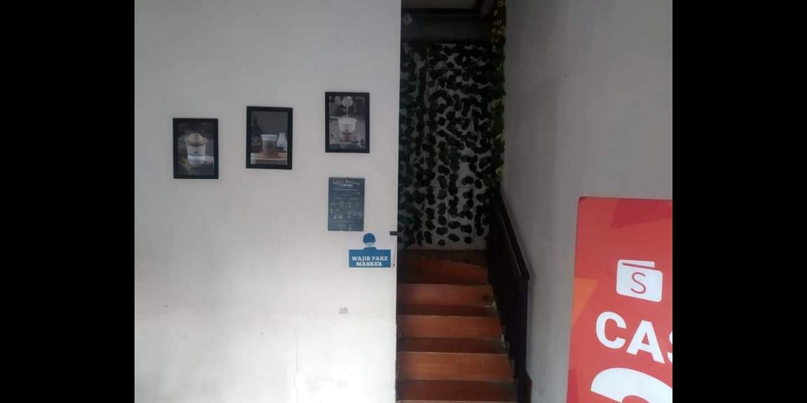 Dijual cepat Ruko 3 lantai dilokasi strategis dan ramai. Dijual cepat Ruko 3 lantai dilokasi strategis dan ramai.