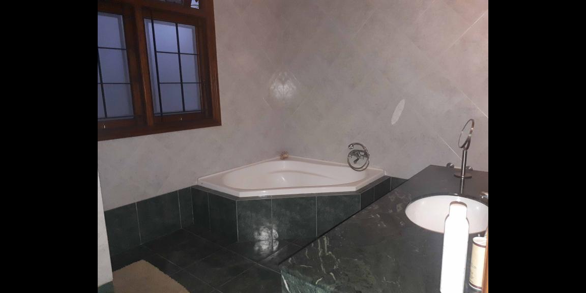 Rumah Mewah Bebas Banjir Pk Marmer & Kayu Jati di Bintaro Jaya Rumah Mewah Bebas Banjir Pk Marmer & Kayu Jati di Bintaro Jaya