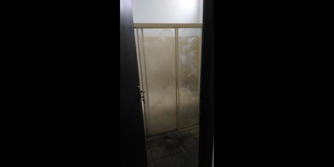 DIJUAL RUMAH DUA LANTAI DENGAN PAVILIUN SAYAP CIGADUNG-DAGO BANDUNG DIJUAL RUMAH DUA LANTAI DENGAN PAVILIUN SAYAP CIGADUNG-DAGO BANDUNG