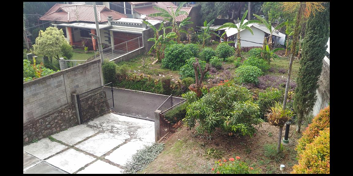 DIJUAL RUMAH DUA LANTAI DENGAN PAVILIUN SAYAP CIGADUNG-DAGO BANDUNG DIJUAL RUMAH DUA LANTAI DENGAN PAVILIUN SAYAP CIGADUNG-DAGO BANDUNG
