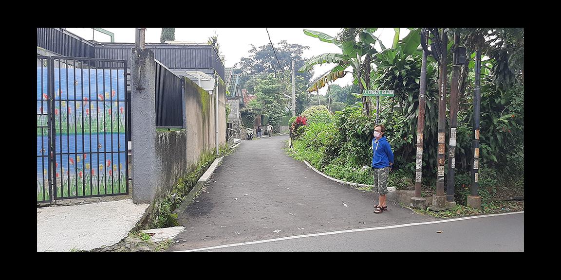 DIJUAL RUMAH DUA LANTAI DENGAN PAVILIUN SAYAP CIGADUNG-DAGO BANDUNG DIJUAL RUMAH DUA LANTAI DENGAN PAVILIUN SAYAP CIGADUNG-DAGO BANDUNG