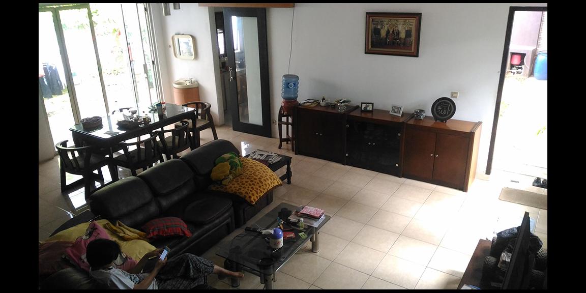 DIJUAL RUMAH DUA LANTAI DENGAN PAVILIUN SAYAP CIGADUNG-DAGO BANDUNG DIJUAL RUMAH DUA LANTAI DENGAN PAVILIUN SAYAP CIGADUNG-DAGO BANDUNG
