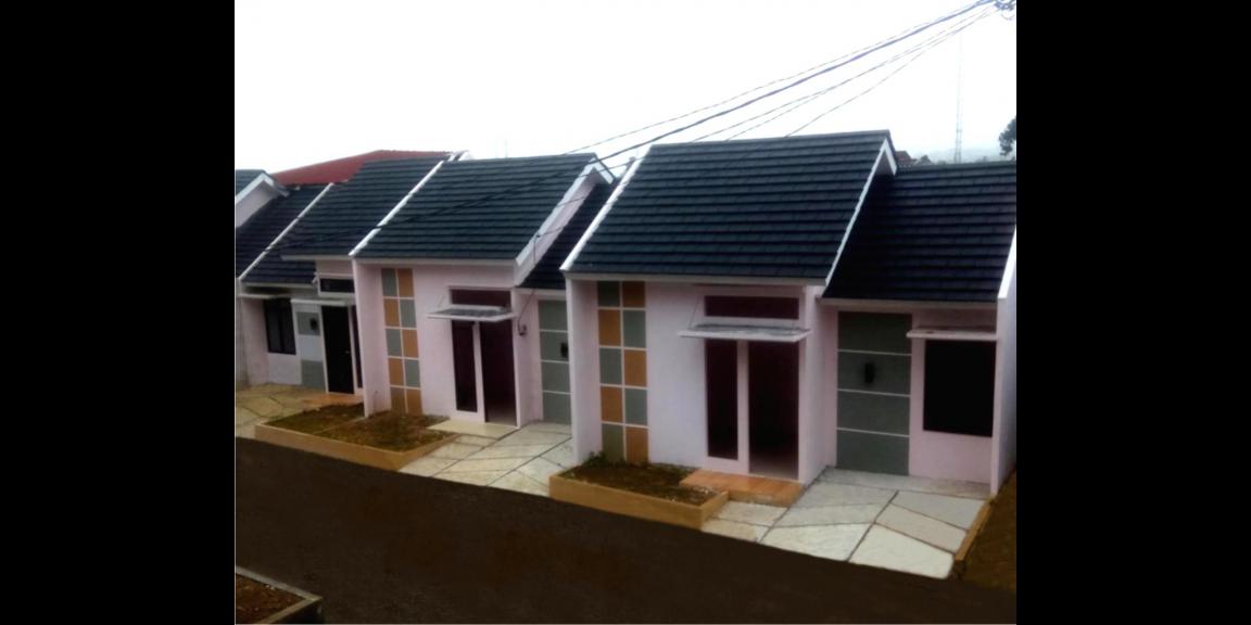 RUMAH CLUSTER STRATEGIS SIAP HUNI DENGAN SUASANA ASRI DAN NYAMAN RUMAH CLUSTER STRATEGIS SIAP HUNI DENGAN SUASANA ASRI DAN NYAMAN