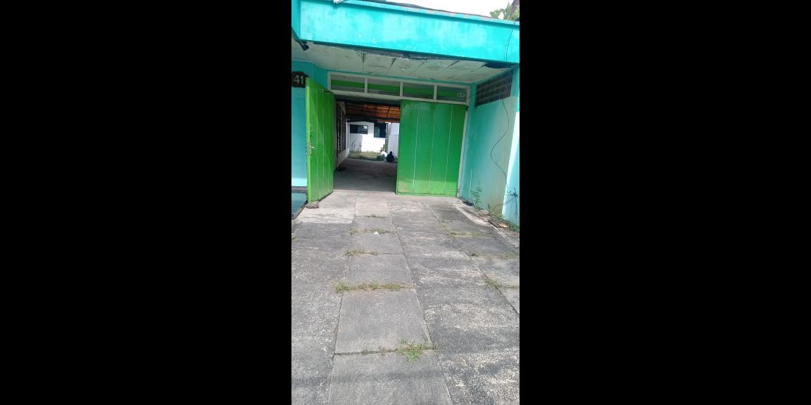 Rumah Strategis Super Luas Siap Huni Lokasi Gayungsari Surabaya Selatan Rumah Strategis Super Luas Siap Huni Lokasi Gayungsari Surabaya Selatan