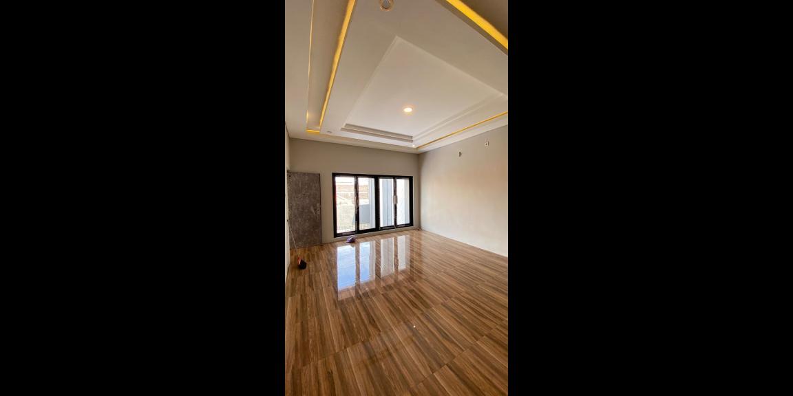 Rumah Baru Hook Minimalis Ada Kolam Renang di Juanda Sidoarjo Rumah Baru Hook Minimalis Ada Kolam Renang di Juanda Sidoarjo