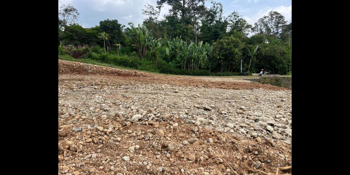 Tanah Strategis 1685m² Tepi Jl Dpu Mojogedang    Tanah Strategis 1685m² Tepi Jl Dpu Mojogedang