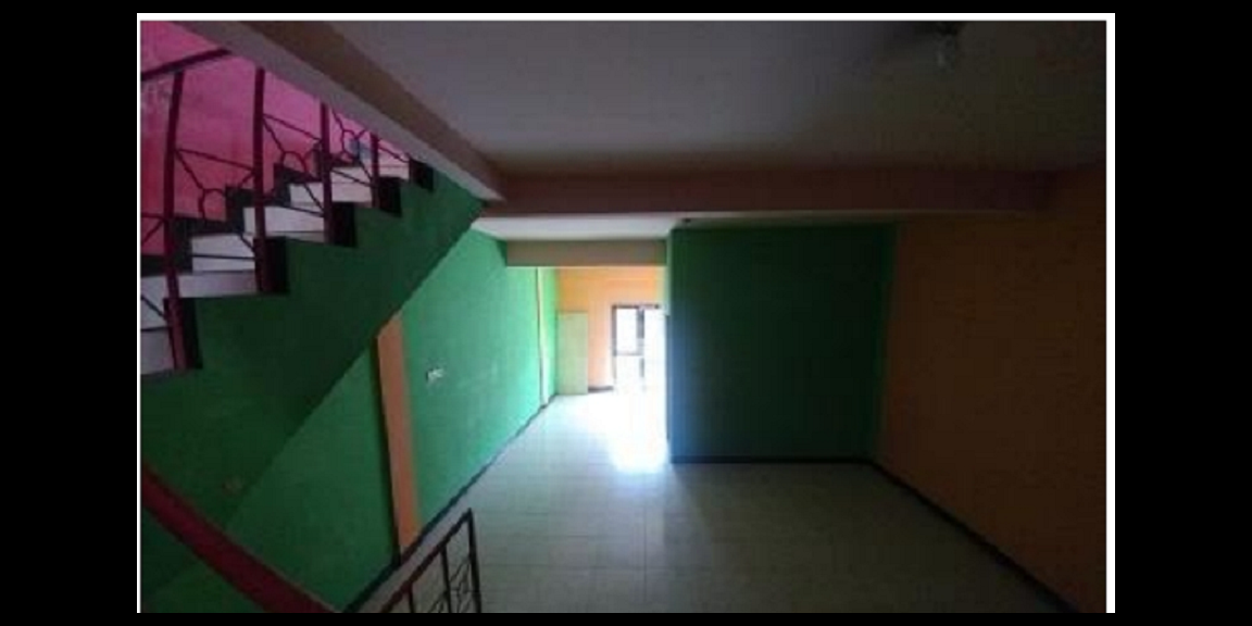 Dijual Ruko 3 lantai di komplek RUKO Surabaya Utara Dijual Ruko 3 lantai di komplek RUKO Surabaya Utara