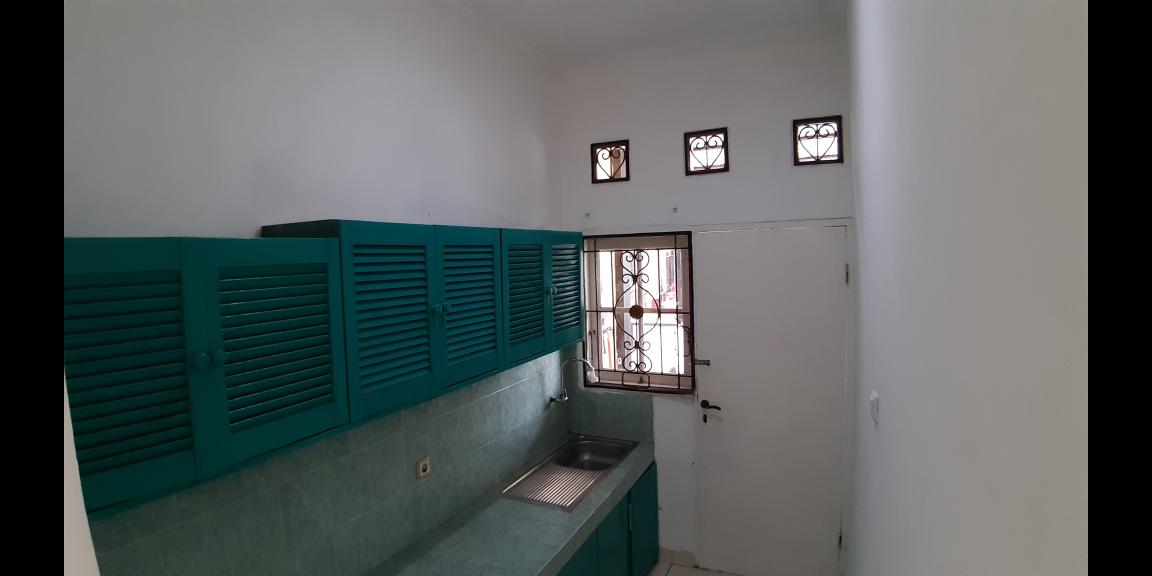 Disewakan Rumah 3 + 1 Kamar Tidur Bukit Serpong Mas Tangerang Selatan Disewakan Rumah 3 + 1 Kamar Tidur Bukit Serpong Mas Tangerang Selatan