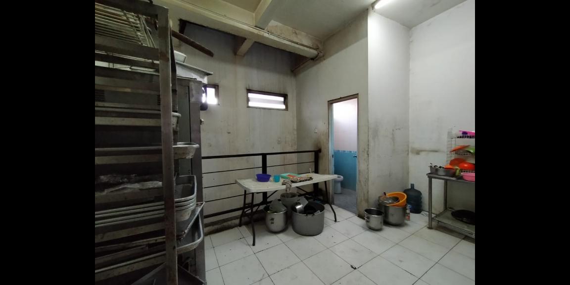 Jual cepat harga murah satu unit Ruko 3 lantai Tomang Utara Jual cepat harga murah satu unit Ruko 3 lantai Tomang Utara