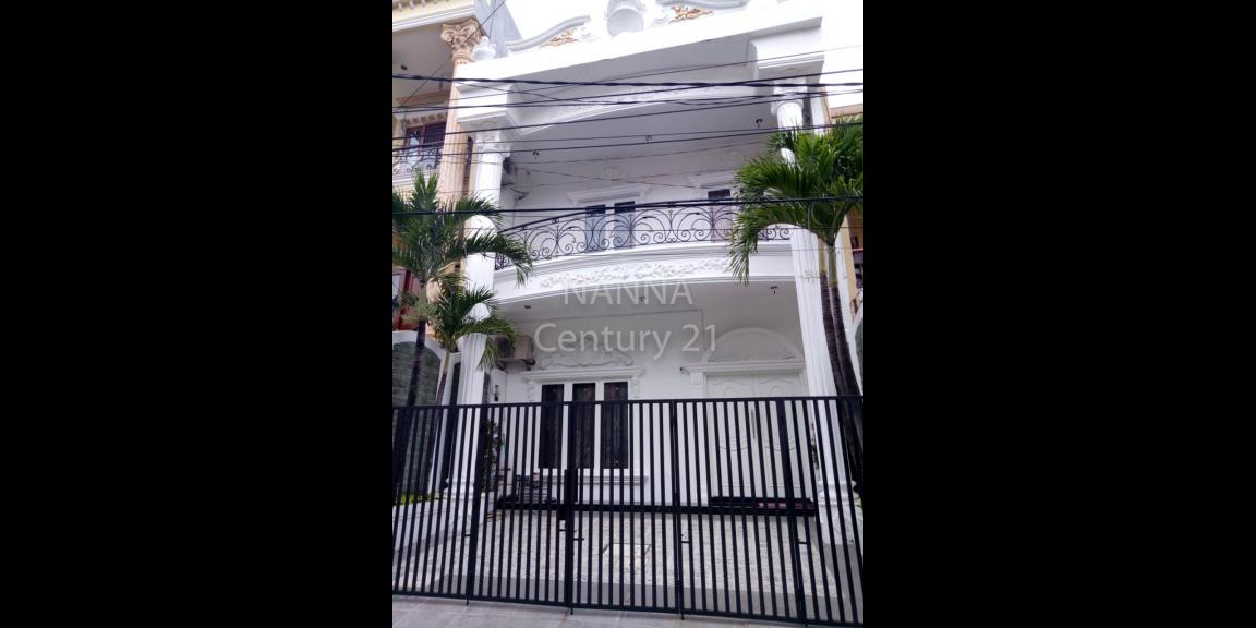 Dijual Rumah Mewah Murah di Jl. Agung Permai Sunter. Dijual Rumah Mewah Murah di Jl. Agung Permai Sunter.