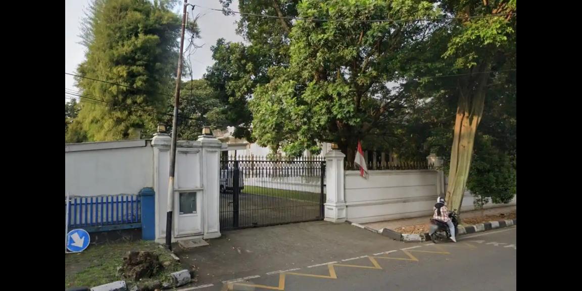 Dijual Rumah Luas 1.765 m2 di Jalan Pajajaran, Bandung Dijual Rumah Luas 1.765 m2 di Jalan Pajajaran, Bandung