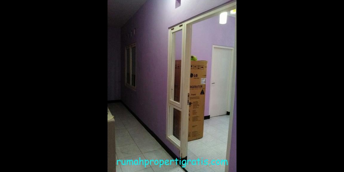 Dikontrakkan Rumah Siap Huni di Cluster Emerald PPS Gresik Dikontrakkan Rumah Siap Huni di Cluster Emerald PPS Gresik