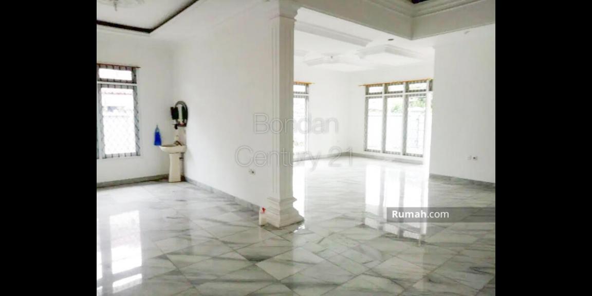 Disewakan / dikontrakkan rumah 2 lantai di lokasi sangat strategis di area Tegal Parang, Mampang Prapatan, cocok untuk Kantor dengan parkiran luas. Disewakan / dikontrakkan rumah 2 lantai di lokasi sangat strategis di area Tegal Parang, Mampang Prapatan, cocok untuk Kantor dengan parkiran luas.