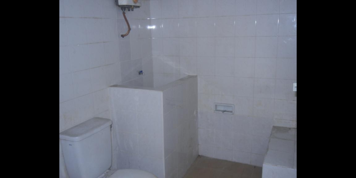 Disewakan Rumah Pakis Tirtosari Mayjend Sungkono dekat Ciputra World Disewakan Rumah Pakis Tirtosari Mayjend Sungkono dekat Ciputra World