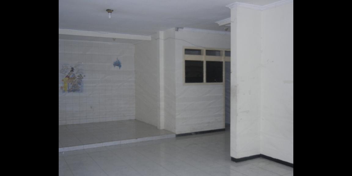 Disewakan Rumah Pakis Tirtosari Mayjend Sungkono dekat Ciputra World Disewakan Rumah Pakis Tirtosari Mayjend Sungkono dekat Ciputra World