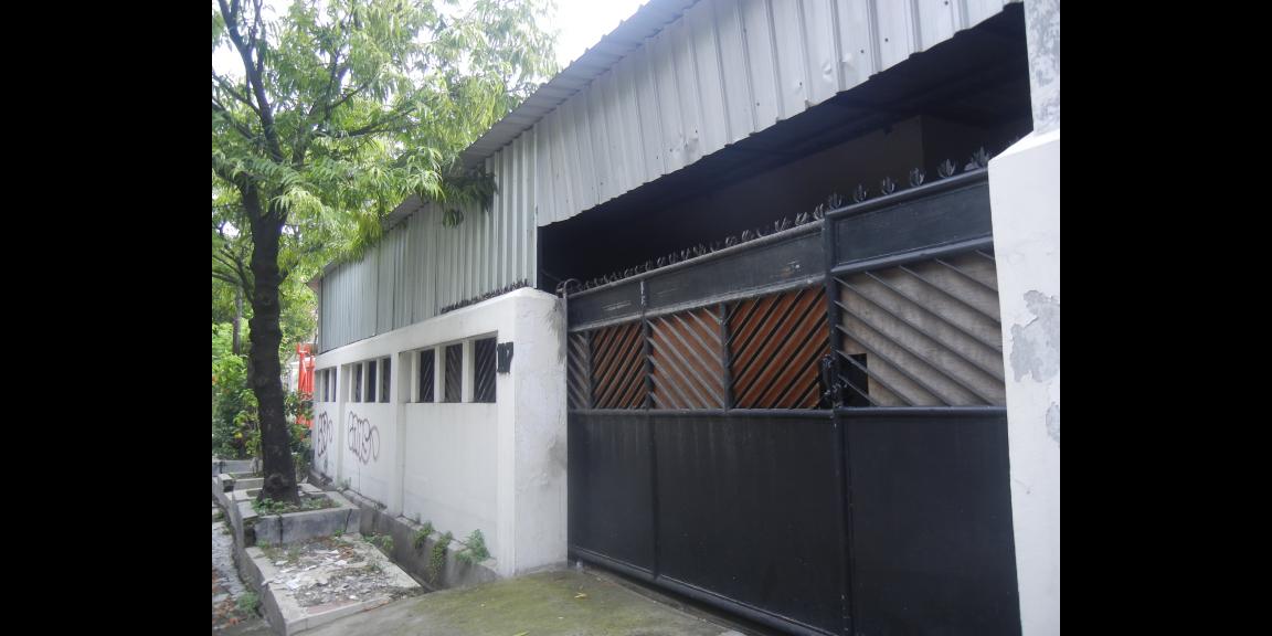 Disewakan Rumah Pakis Tirtosari Mayjend Sungkono dekat Ciputra World Disewakan Rumah Pakis Tirtosari Mayjend Sungkono dekat Ciputra World