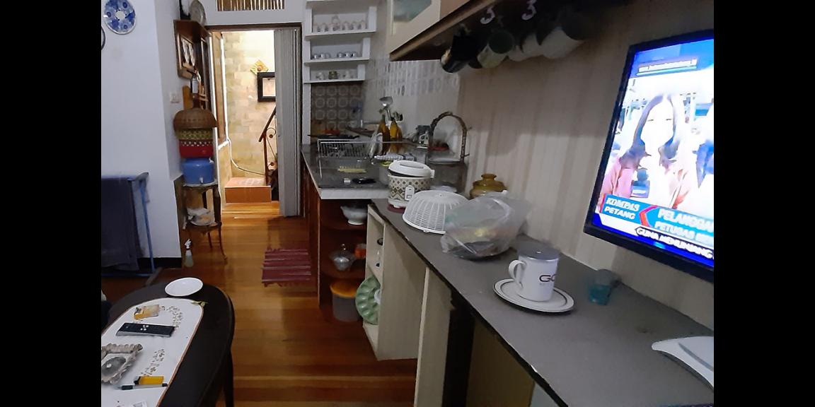 DIJUAL RUMAH GAYA AMERIKA CANTIK DAN TERAWAT DI SETRADUTA - BANDUNG DIJUAL RUMAH GAYA AMERIKA CANTIK DAN TERAWAT DI SETRADUTA - BANDUNG