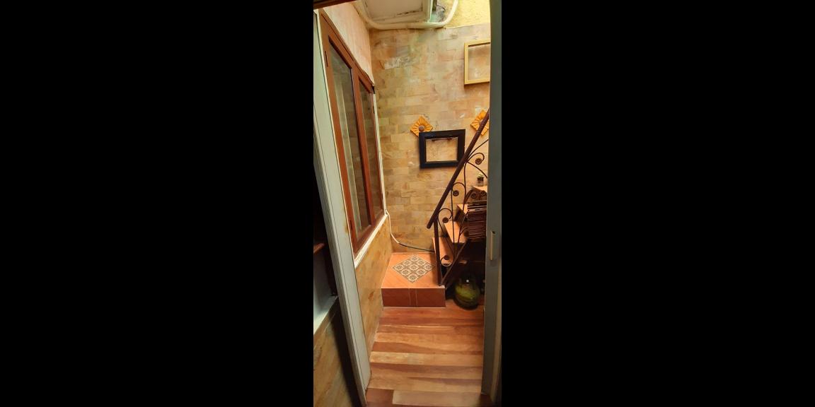 DIJUAL RUMAH GAYA AMERIKA CANTIK DAN TERAWAT DI SETRADUTA - BANDUNG DIJUAL RUMAH GAYA AMERIKA CANTIK DAN TERAWAT DI SETRADUTA - BANDUNG