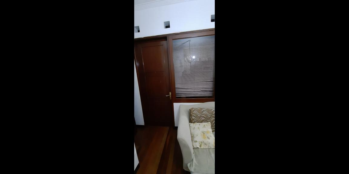 DIJUAL RUMAH GAYA AMERIKA CANTIK DAN TERAWAT DI SETRADUTA - BANDUNG DIJUAL RUMAH GAYA AMERIKA CANTIK DAN TERAWAT DI SETRADUTA - BANDUNG