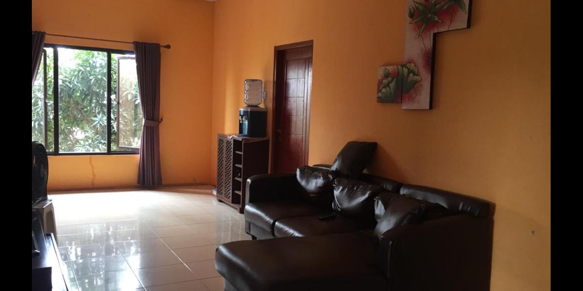 Di Jual Cepat Rumah Asri Strategis Aman di Karawang Barat Di Jual Cepat Rumah Asri Strategis Aman di Karawang Barat