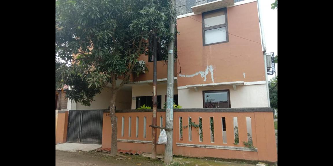 Di Jual Cepat Rumah Asri Strategis Aman di Karawang Barat Di Jual Cepat Rumah Asri Strategis Aman di Karawang Barat