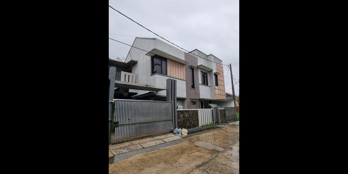 Dijual rumah fully furnished di bogor, bagus, terawat, posisi hook, 2,5 lantai, 6 kamar tidur, siap huni Dijual rumah fully furnished di bogor, bagus, terawat, posisi hook, 2,5 lantai, 6 kamar tidur, siap huni