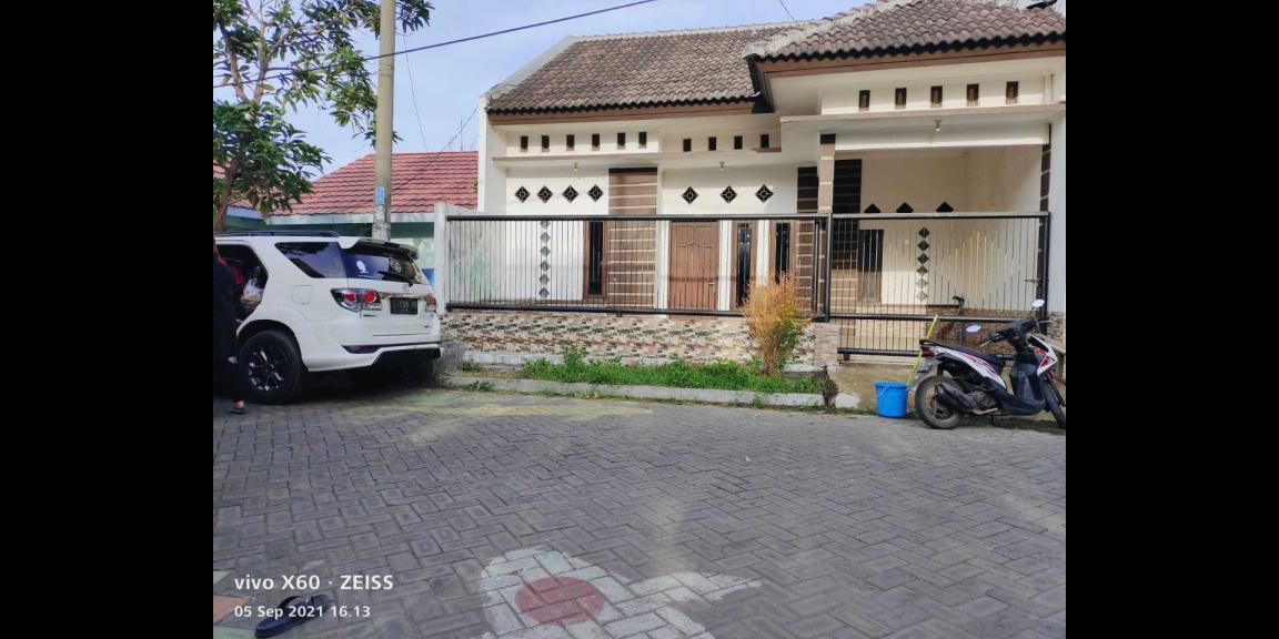 Rumah Siap Huni dijual Cepat Lokasi Pondok Benowo Indah Surabaya Barat Rumah Siap Huni dijual Cepat Lokasi Pondok Benowo Indah Surabaya Barat