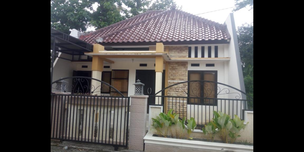 Rumah tipe 70 / 110 siap huni kondisi bagus Rumah tipe 70 / 110 siap huni kondisi bagus