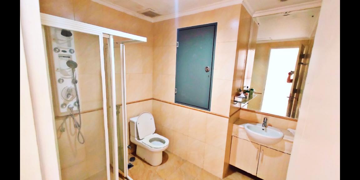 Dijual 1 unit Apartemen 3BR di FX Residence Sudirman Aparteman Senayan Jakarta. Dijual 1 unit Apartemen 3BR di FX Residence Sudirman Aparteman Senayan Jakarta.