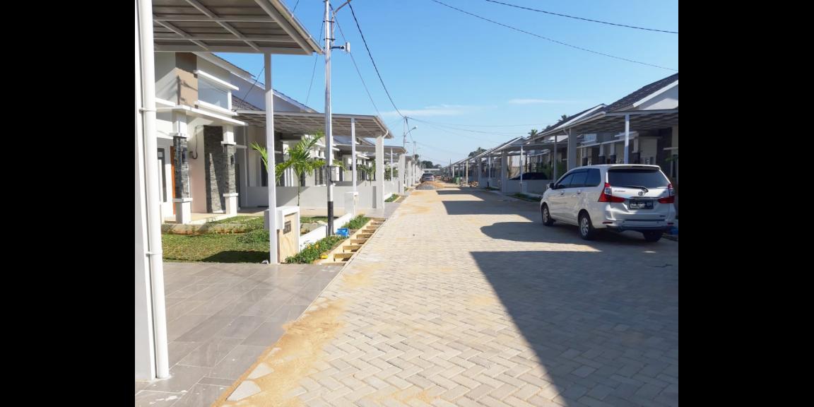 Rumah Green Boulevard, Ujung Pandang, Pontianak, Kalimantan Barat Rumah Green Boulevard, Ujung Pandang, Pontianak, Kalimantan Barat