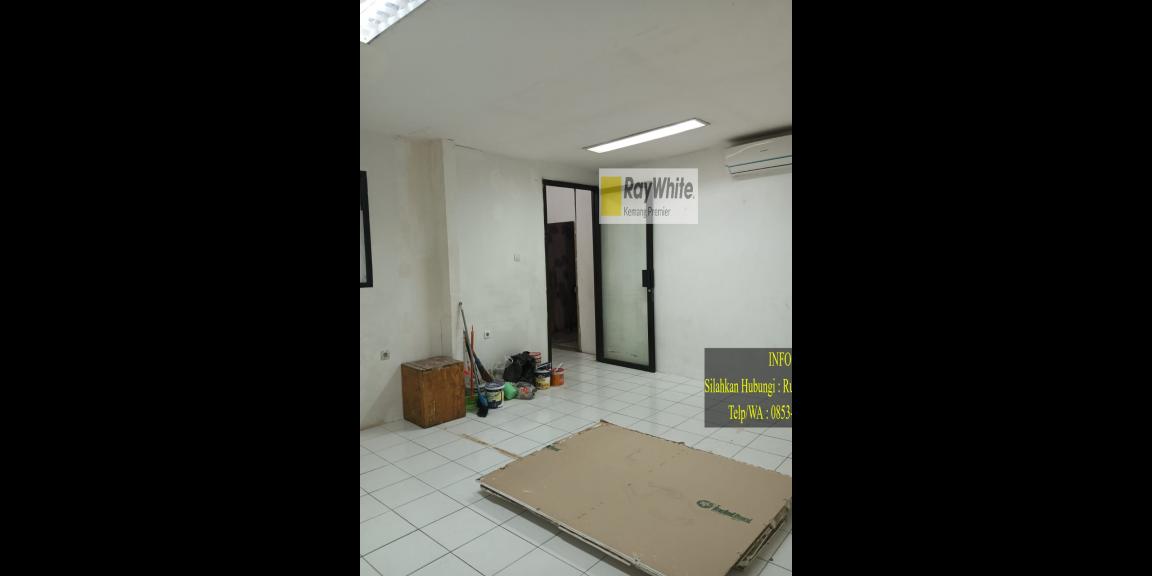 Office Space dekat Akses Jalan Tol di Tebet Office Space dekat Akses Jalan Tol di Tebet