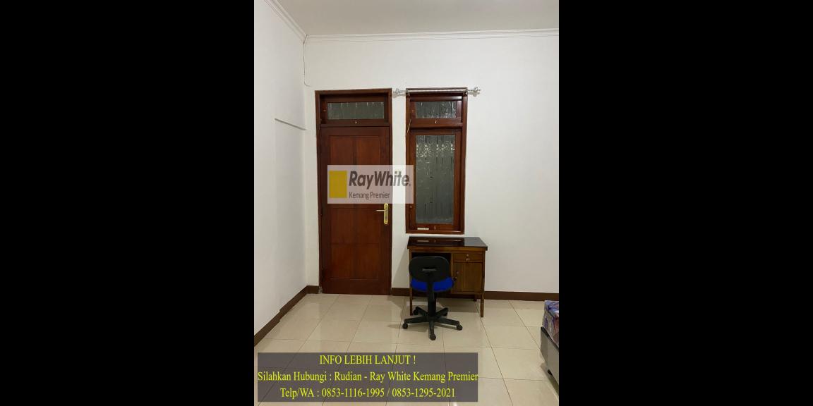 Dijual Rumah Lingkungan Tenang di Tebet Dijual Rumah Lingkungan Tenang di Tebet