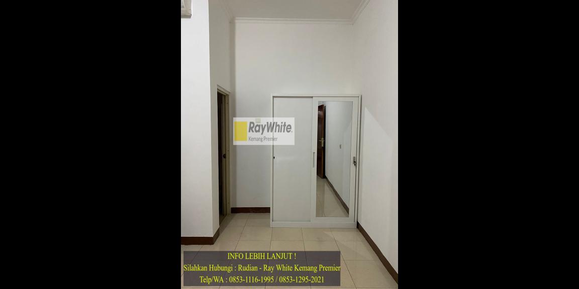 Dijual Rumah Lingkungan Tenang di Tebet Dijual Rumah Lingkungan Tenang di Tebet